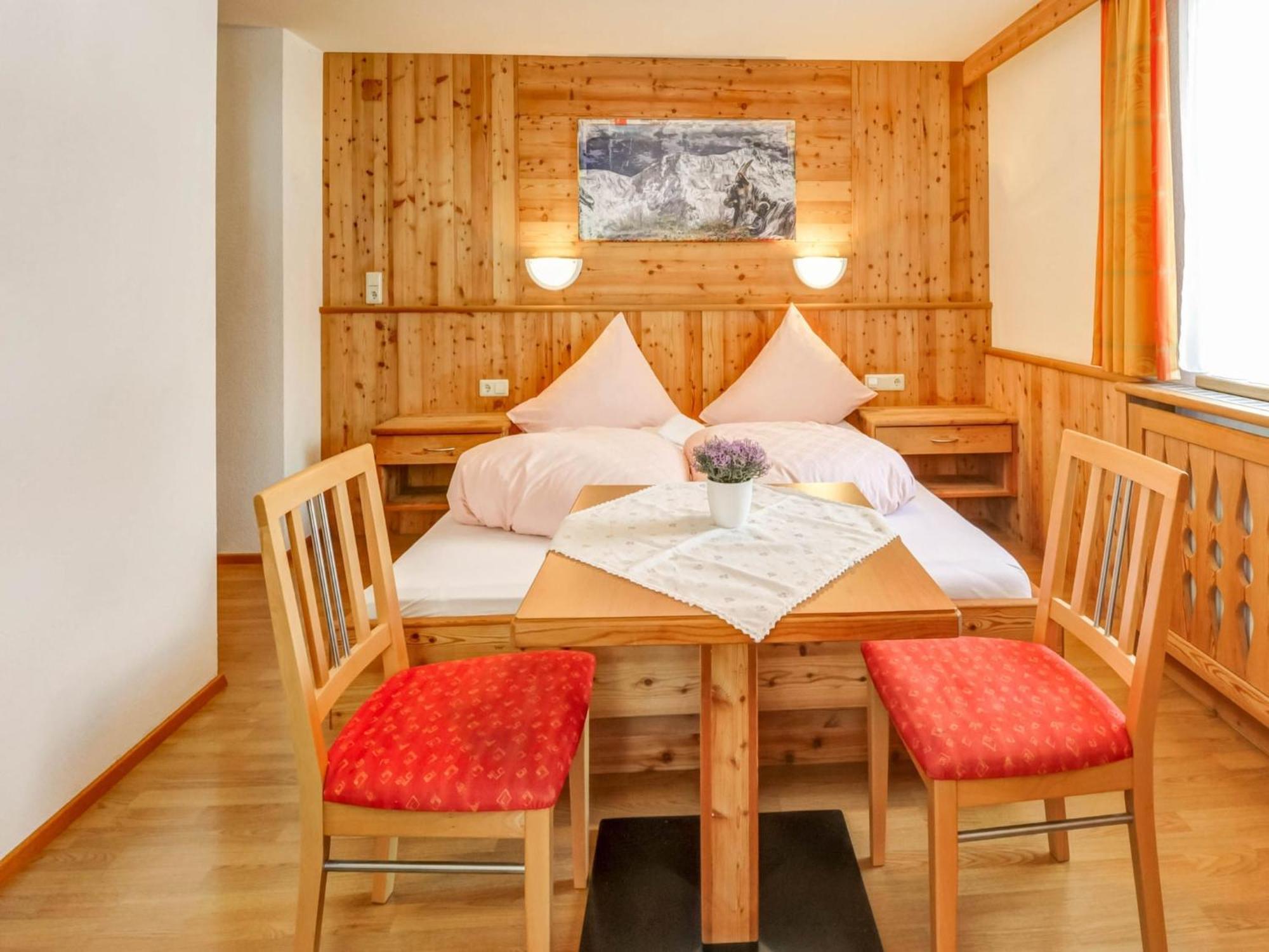 Comfortable Apartment In L Ngenfeld With Ski Storage レンゲンフェルト エクステリア 写真